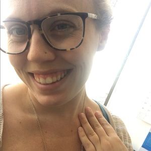 Meet your Posher, Amber